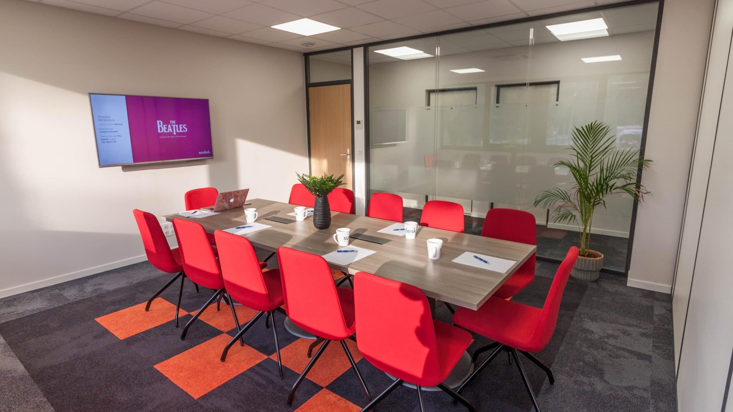 Sundesk Salle de réunion