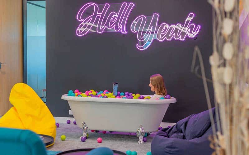 Coworking - Karo ordinateur baignoire Centre d'affaires - Sundesk