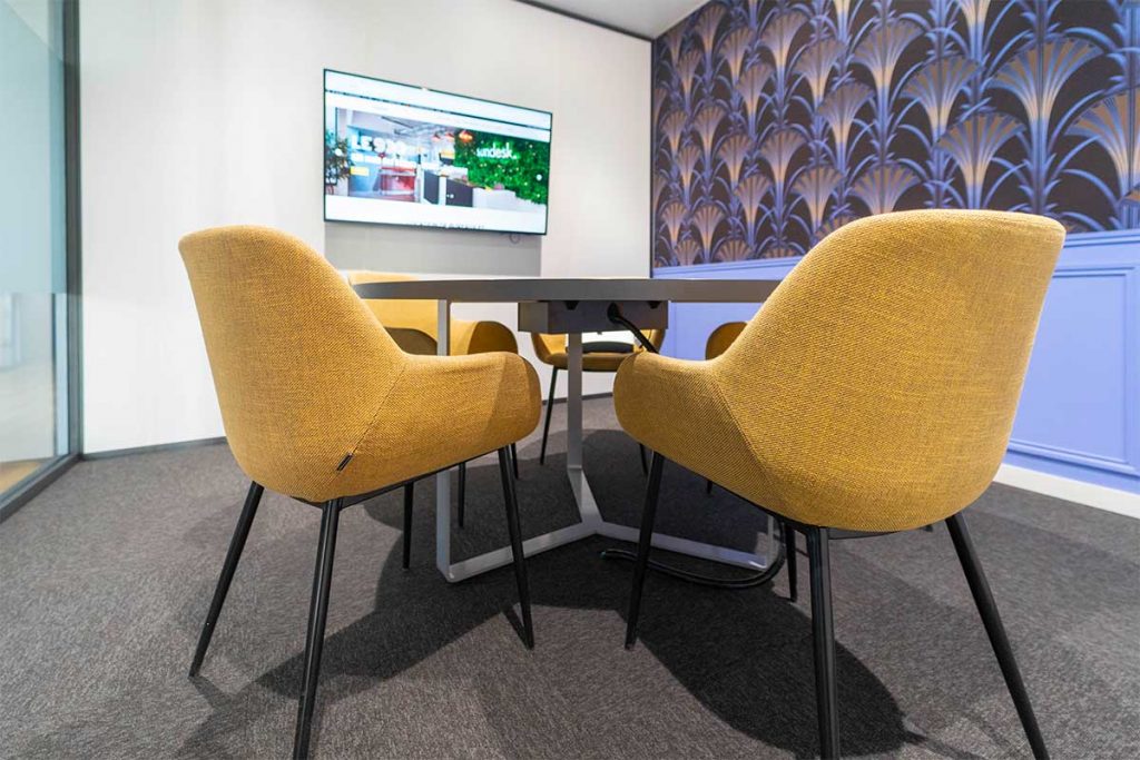 Sundesk---Kiss-Nice Sundesk - Nice