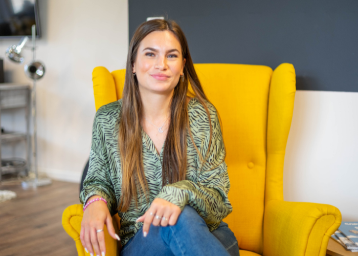 Emilie - Sundesk Biot Sundesk Biot